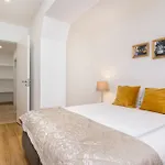 Graca Premium Apartment By Whome